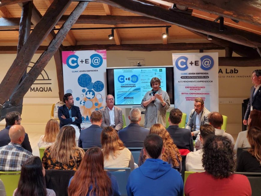 Sesion inaugural XX Clinic Emprenda Sesion inaugural XX Clinic Emprenda